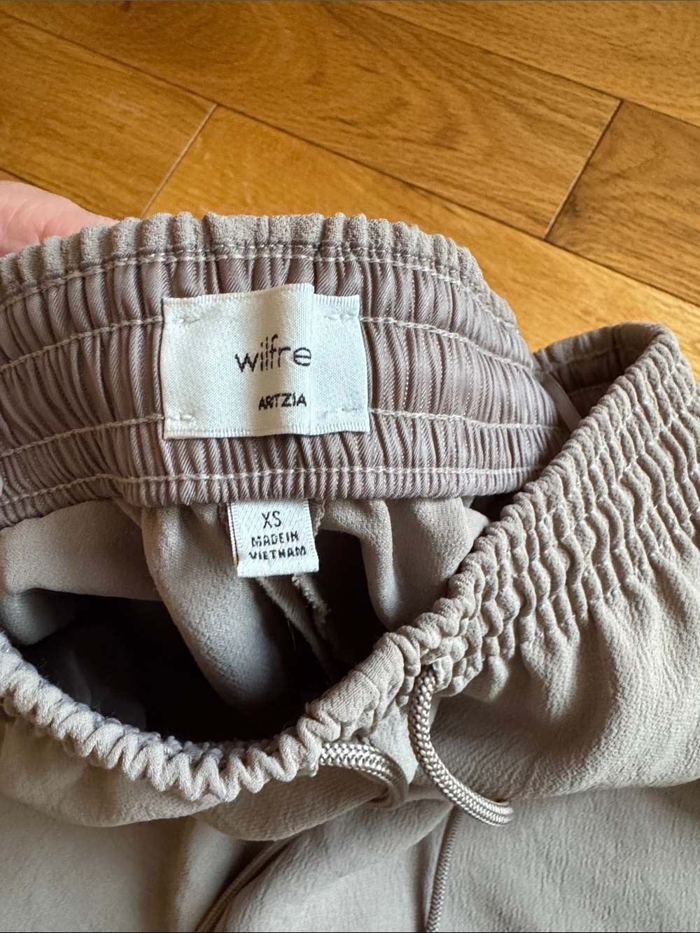 Artizia Thesis Pants Nomad Taupe - Picture 2 of 3